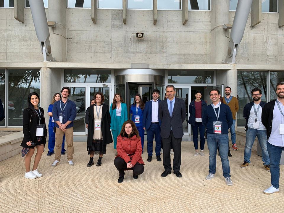 Iniciativas do Centro Académico de Investigação e Formação Biomédica do Algarve (ABC) para o combate à COVID-19